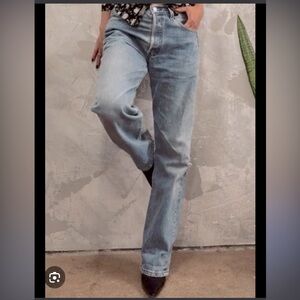 Levi’s vintage faded 501 with some paint splatter size 34/30